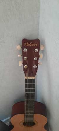 Продам гітару б.в Hohner