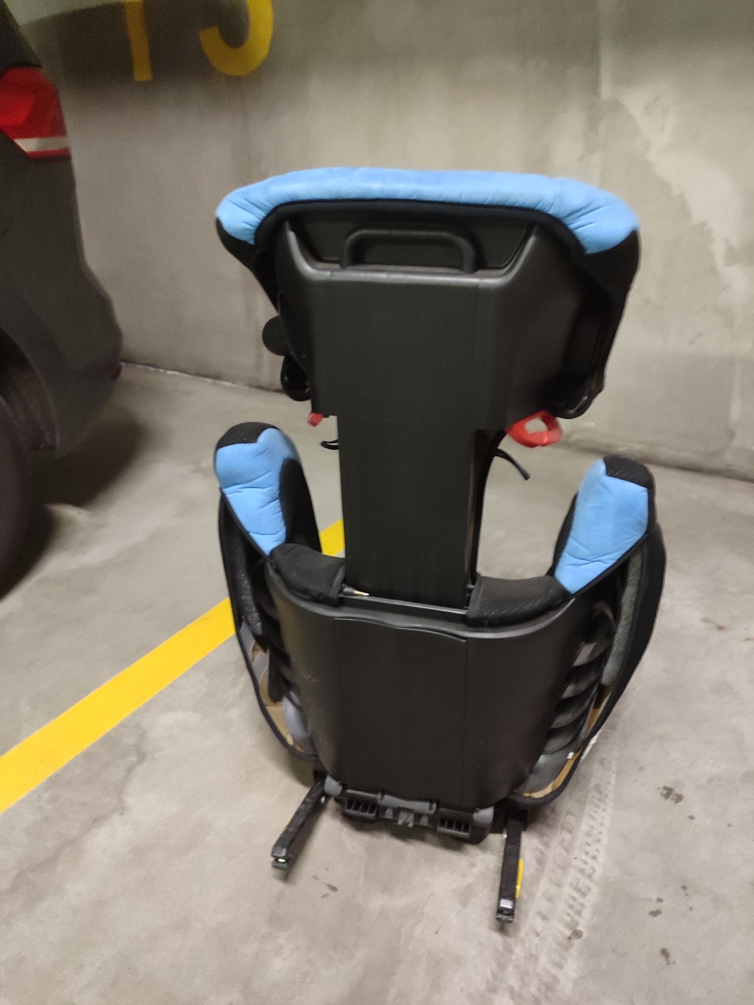 Fotelik samochodowy Recaro Monza Nova 15-36 kg isofix