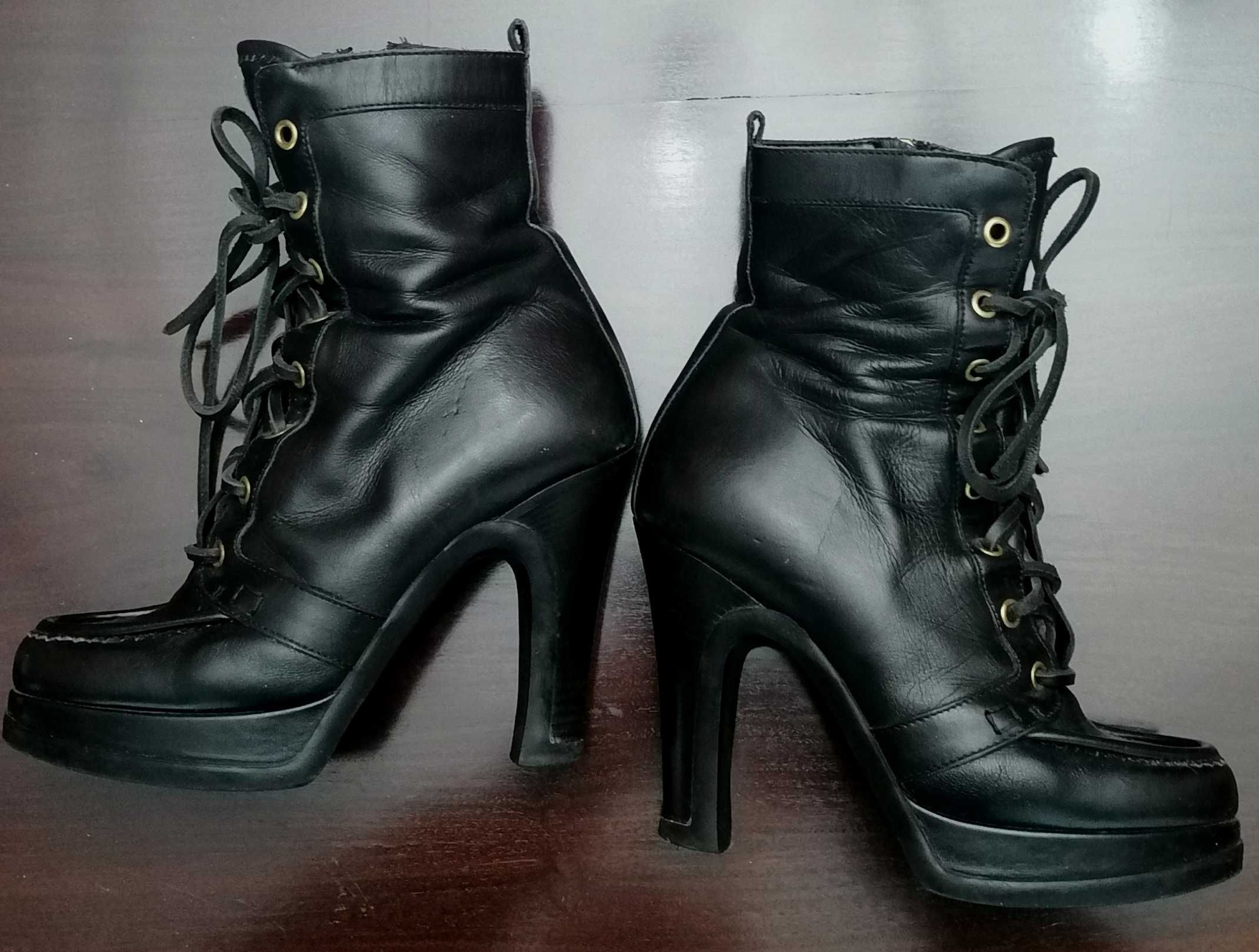 Botas de senhora da Yves Saint Laurent - Originais