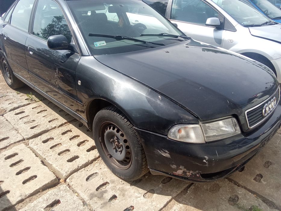 Audi A4 b5 na części