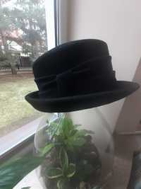 Elegancki kapelusz damski czarny