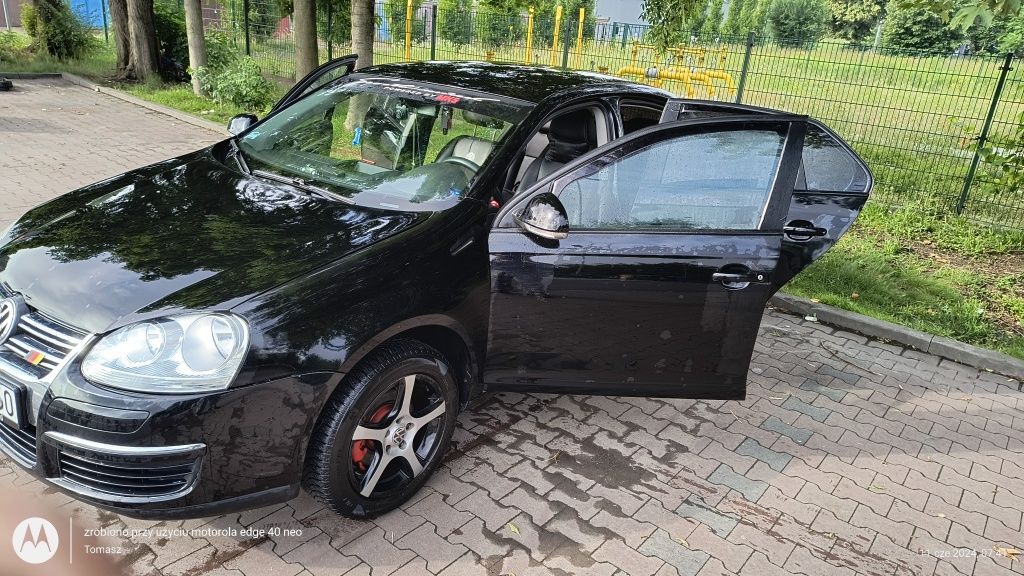 Vw jetta silnik 1,6 mpi z gazem