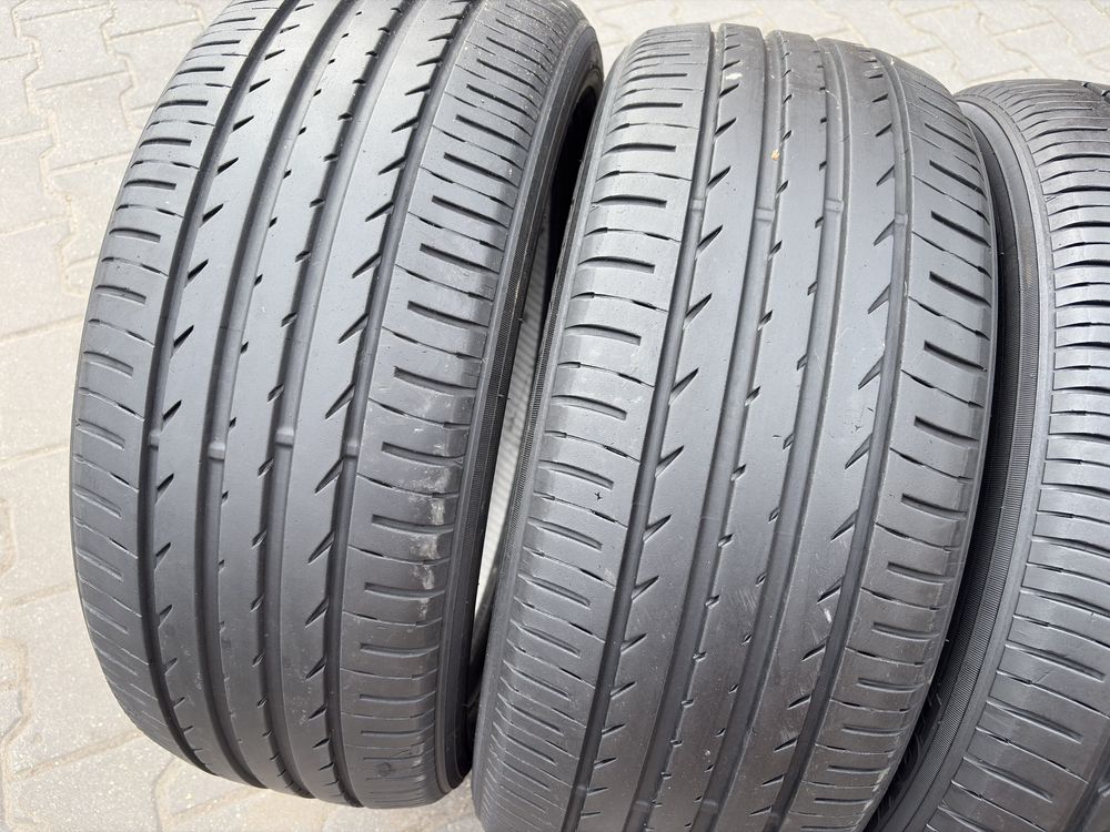 Opony letnie Toyo Proxes  215 50 R18