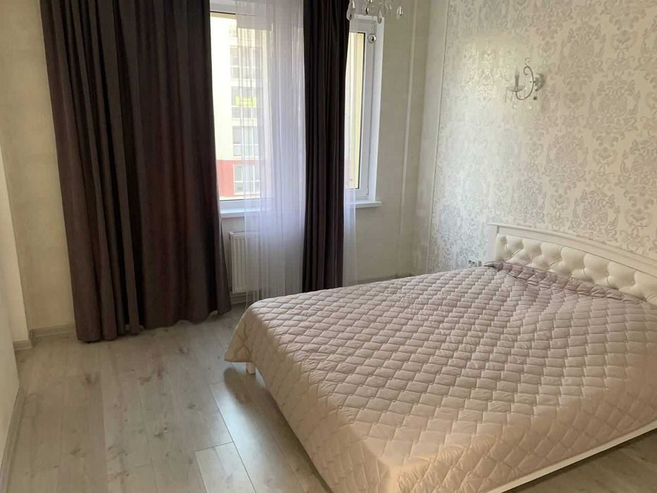 Двокімна з ремонтом. Жукова, зупинка Радужний