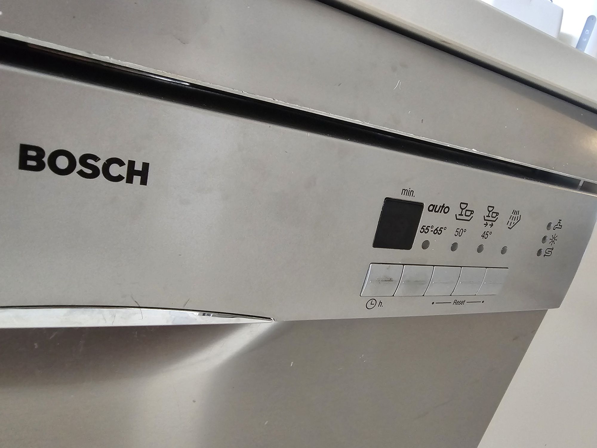 Máquina louça bosch usada em bom estado e a funcionar a 100%
