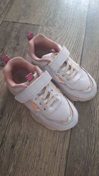 Adidasy dla dziewczynki rozm 29