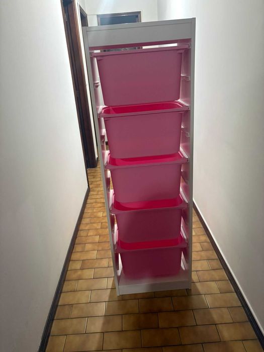 Armario para arrumacao de brinquedos