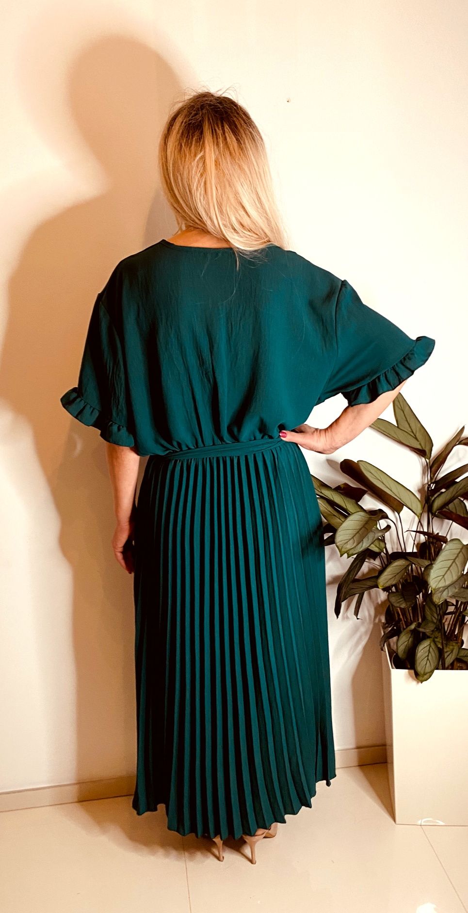 Sukienka plus size 4xl 5xl wyszczuplająca