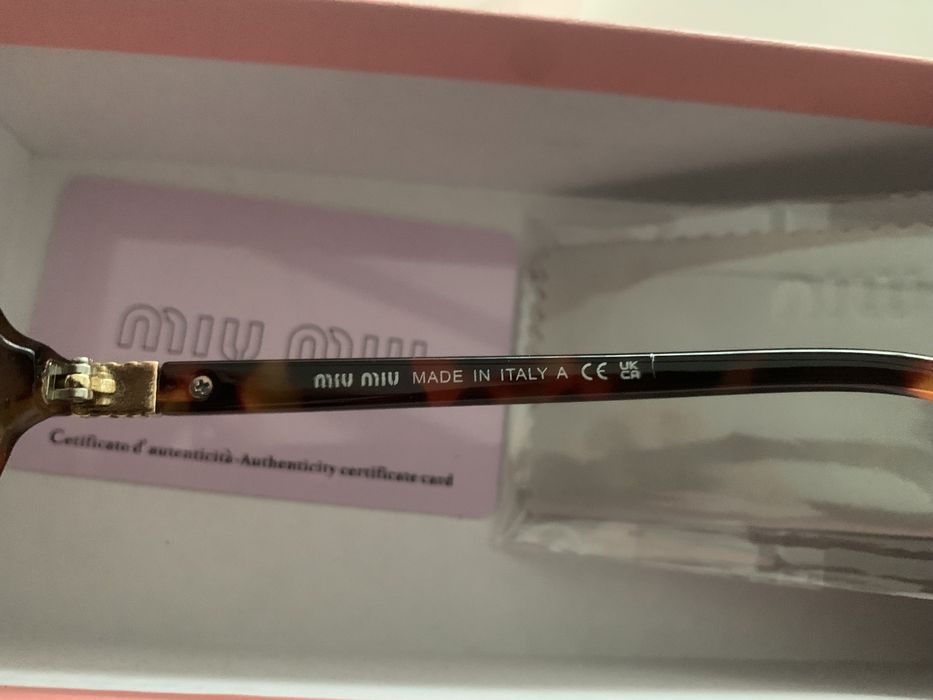Miu Miu- oculos de sol