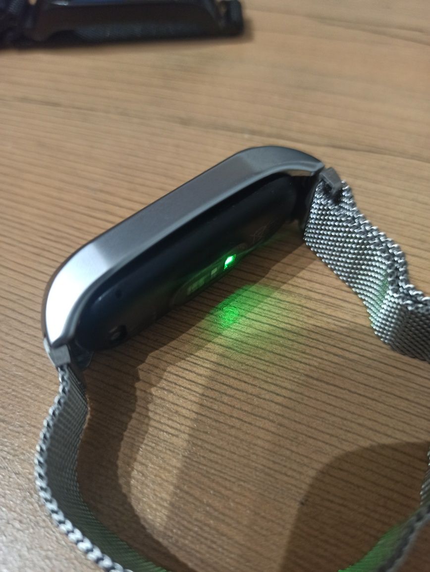 Opaska xiaomi mi band 6 NFC uszkodzona