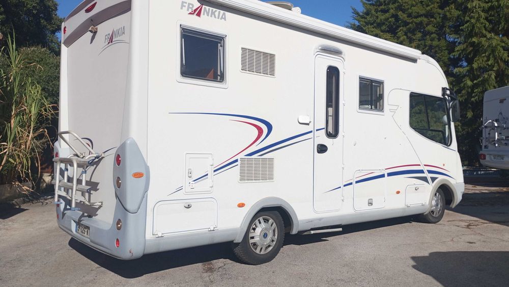Autocaravana frankia salão extra grande +AC