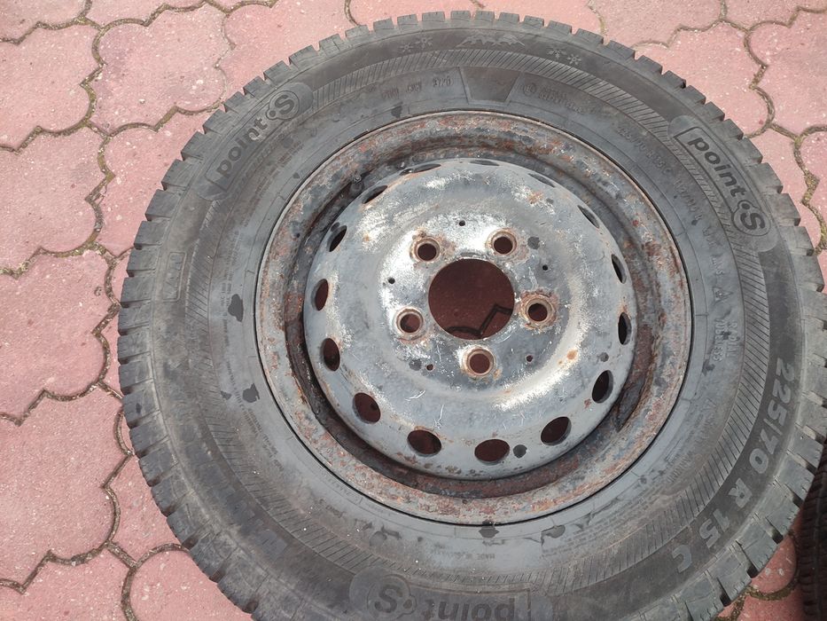 VW LT sprinter koła z oponami zimowymi 225/70 r15c  2szt bieżnik 8mm