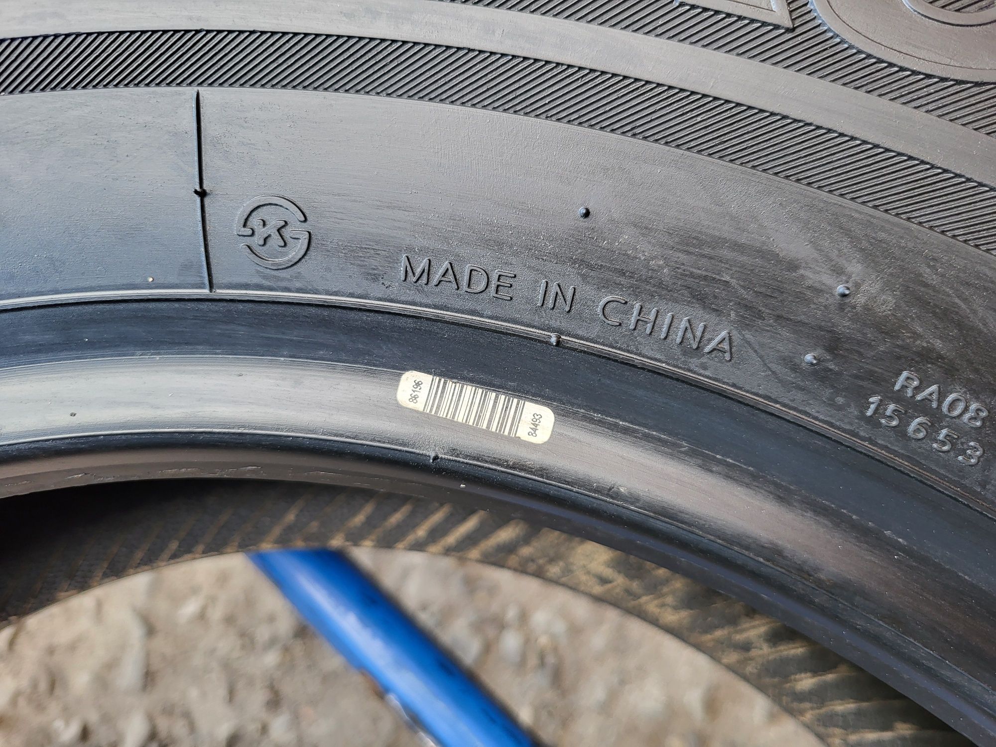 215/70/16C R16C Hankook Radial RA08 2шт ціна за 1шт шини