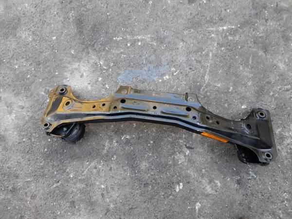 Charriot frente BMW 3 (E46)