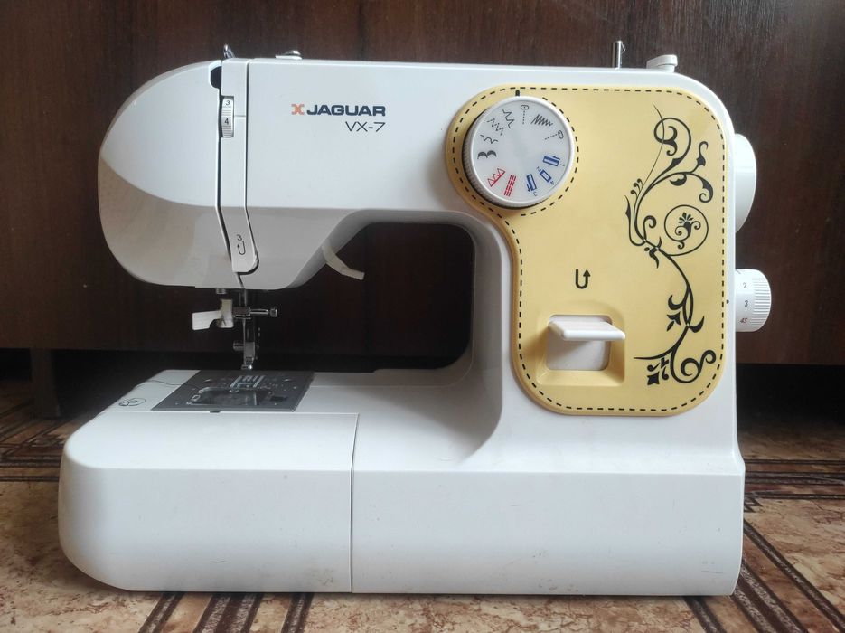 Швейна машина Jaguar