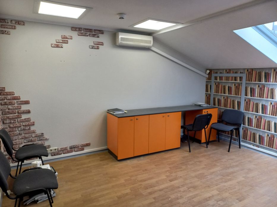 Аренда под офис, салон, шоу-рум - 25 м.кв., Шевченковский район.