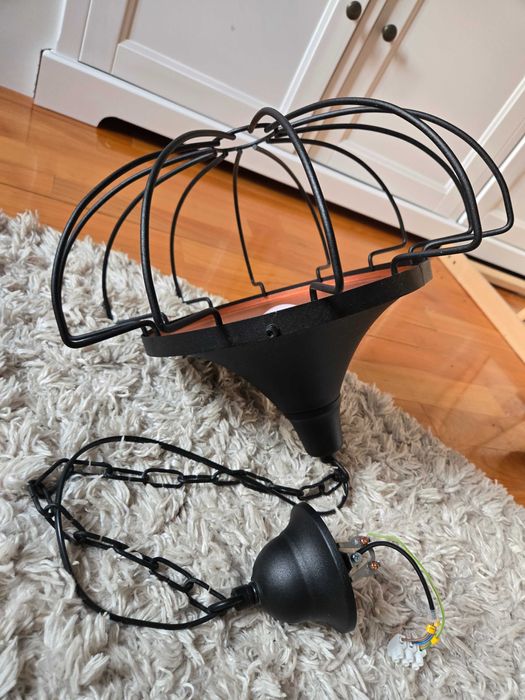Lampa metalowa czarna dekoracyjna wisząca