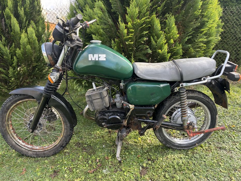 MZ ETZ 150 plastik dozownik oleju!
