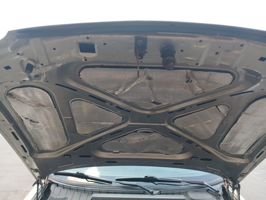 Opel Vectra b ,1,6 GBO