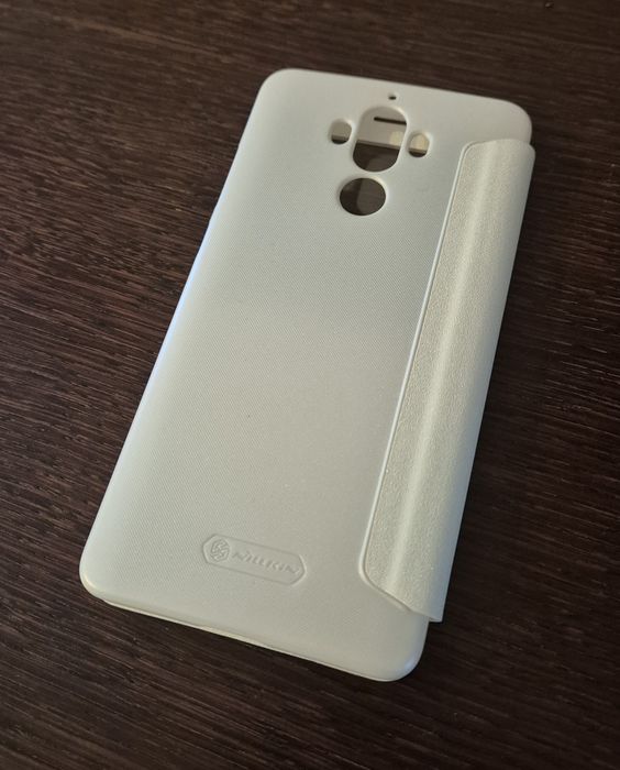 etui na telefon Huawei Mate 9 z klapką białe kremowe Nillkin