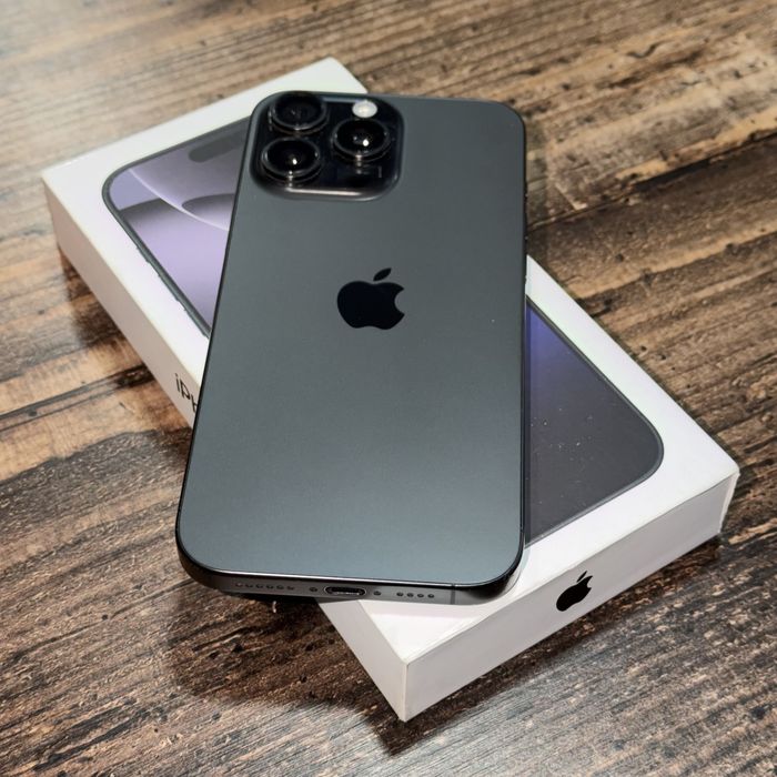 iPhone 16 Pro Max Black Titanium 256GB E-SIM