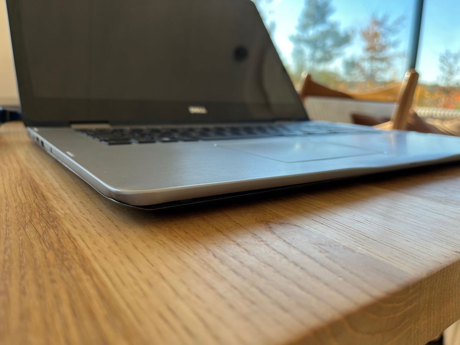 Dell inspiron 7776. 2w1