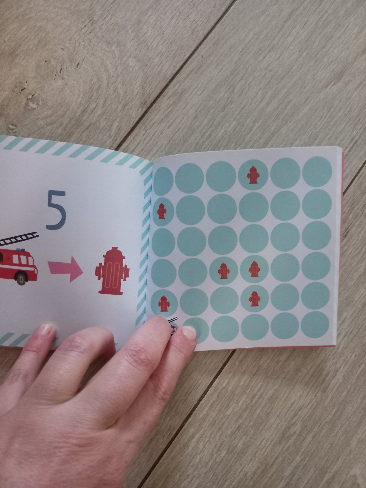 Книга "Tegn og Find Vej: Sketch Your Way