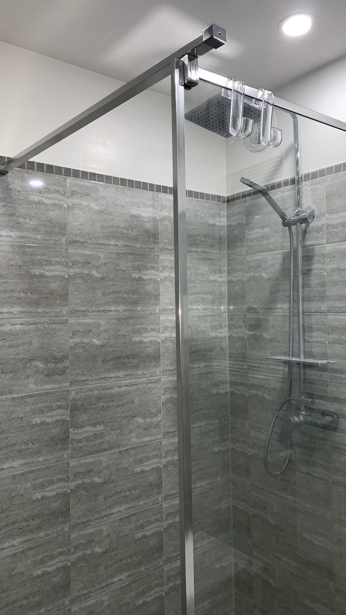 ścianka prysznicowa walk-in