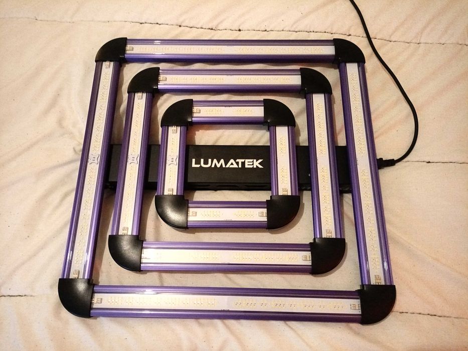 Lumatek ATTIS 300 - Nova