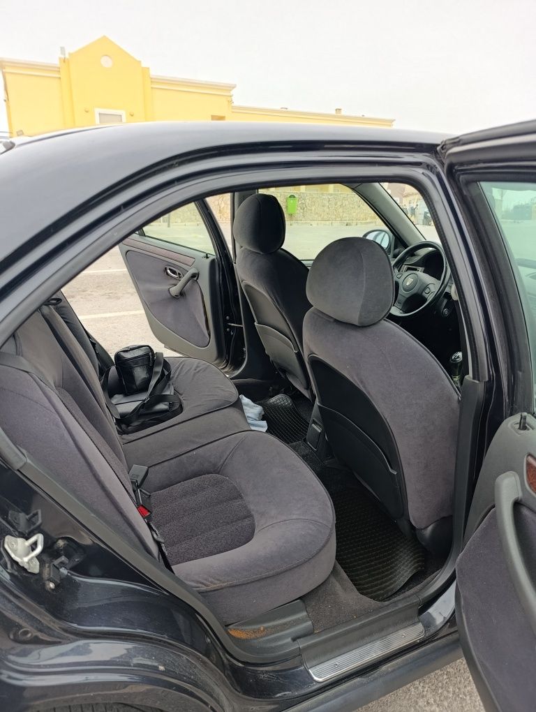 Carro Rover 45 2003