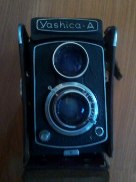 Vendo Máquina Fotográfica Yashica-A