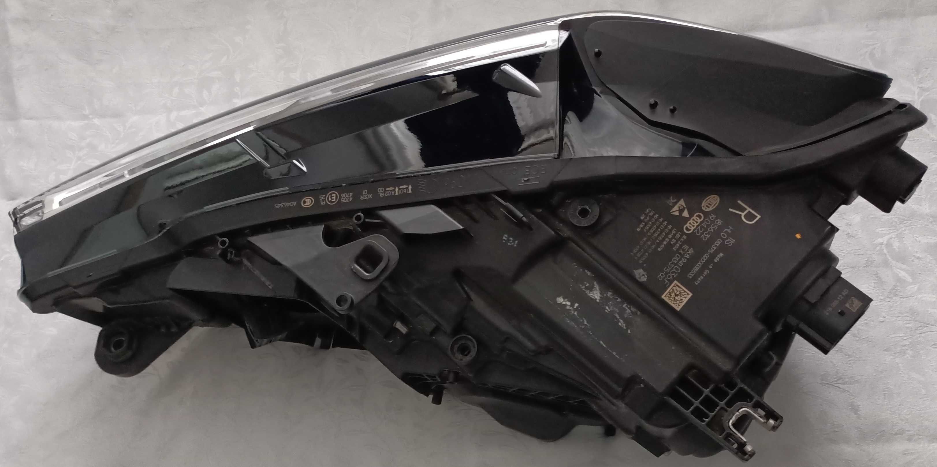 Reflektor Prawy Full Led Matrix Audi A7  Lampa Prawa C8