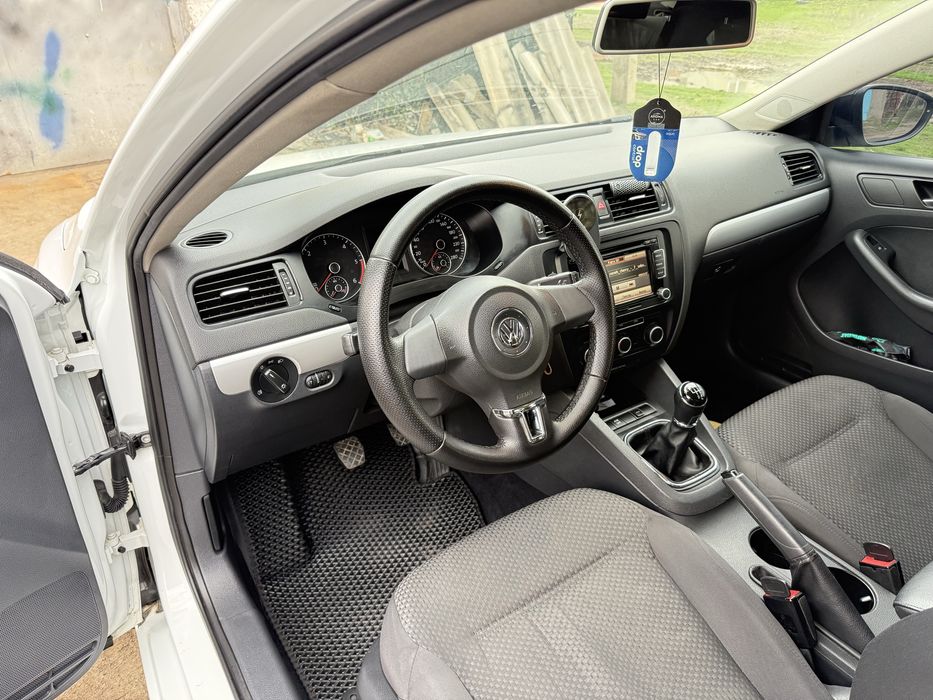 VOLKSWAGEN JETTA 2014 ,офіциал 2.0 TDI