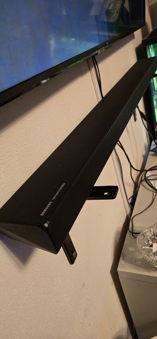 Soundbar 5.1 Samsung q60r.. zestaw z głośnikami
