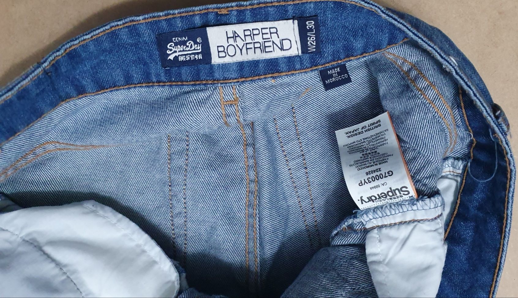 SUPERDRY roz. 26/30 pas 78 cm stan idealny Harper boyfriend