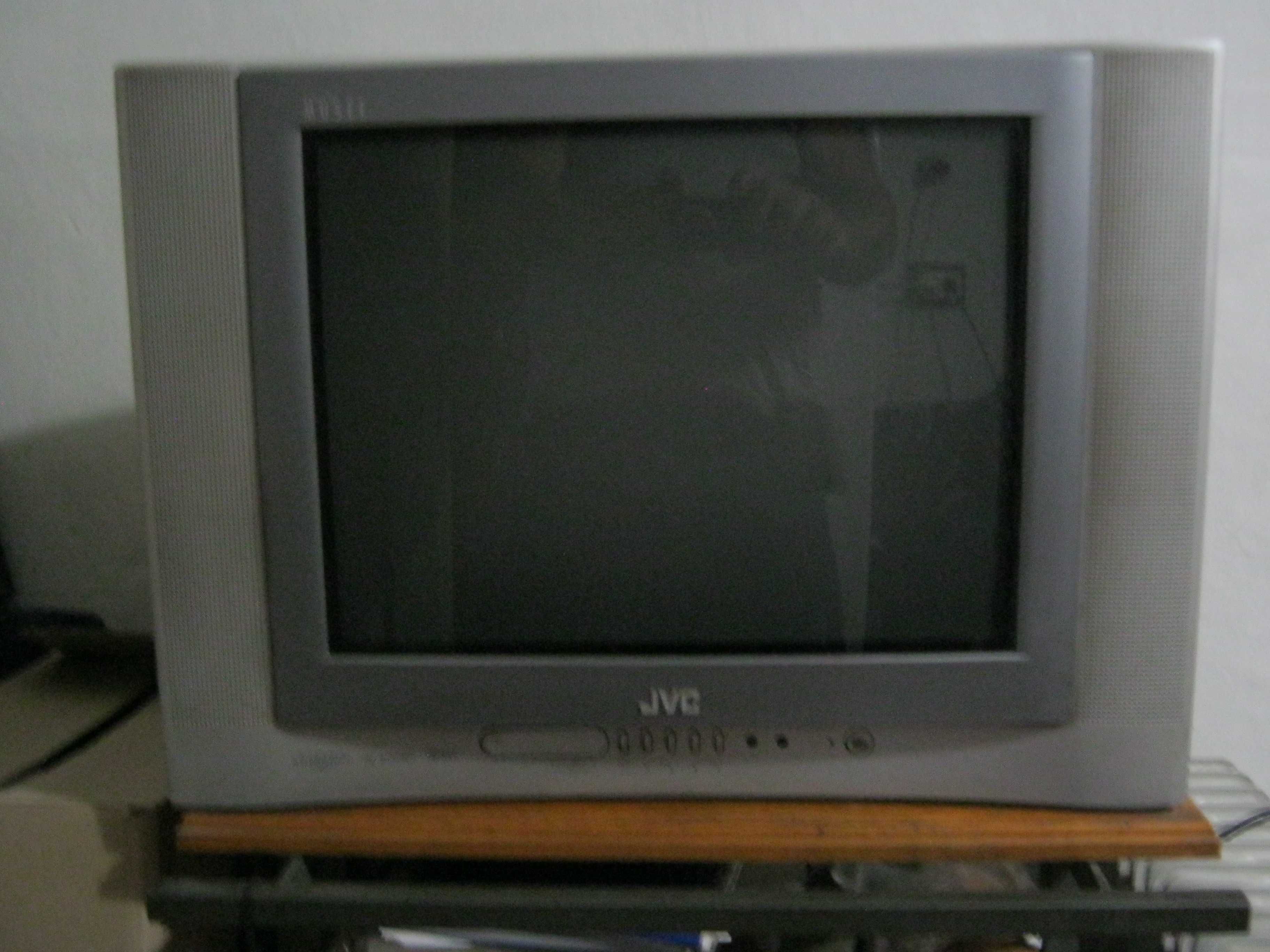 Телевизор JVC AV-2134 WE
