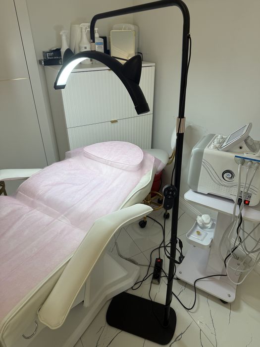 Lampa kosmetyczna led nowa, zapakowana, półkolista