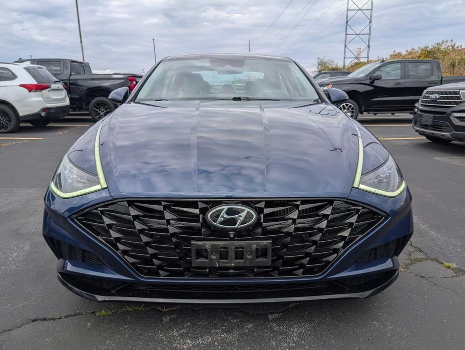 Hyundai Sonata      2020