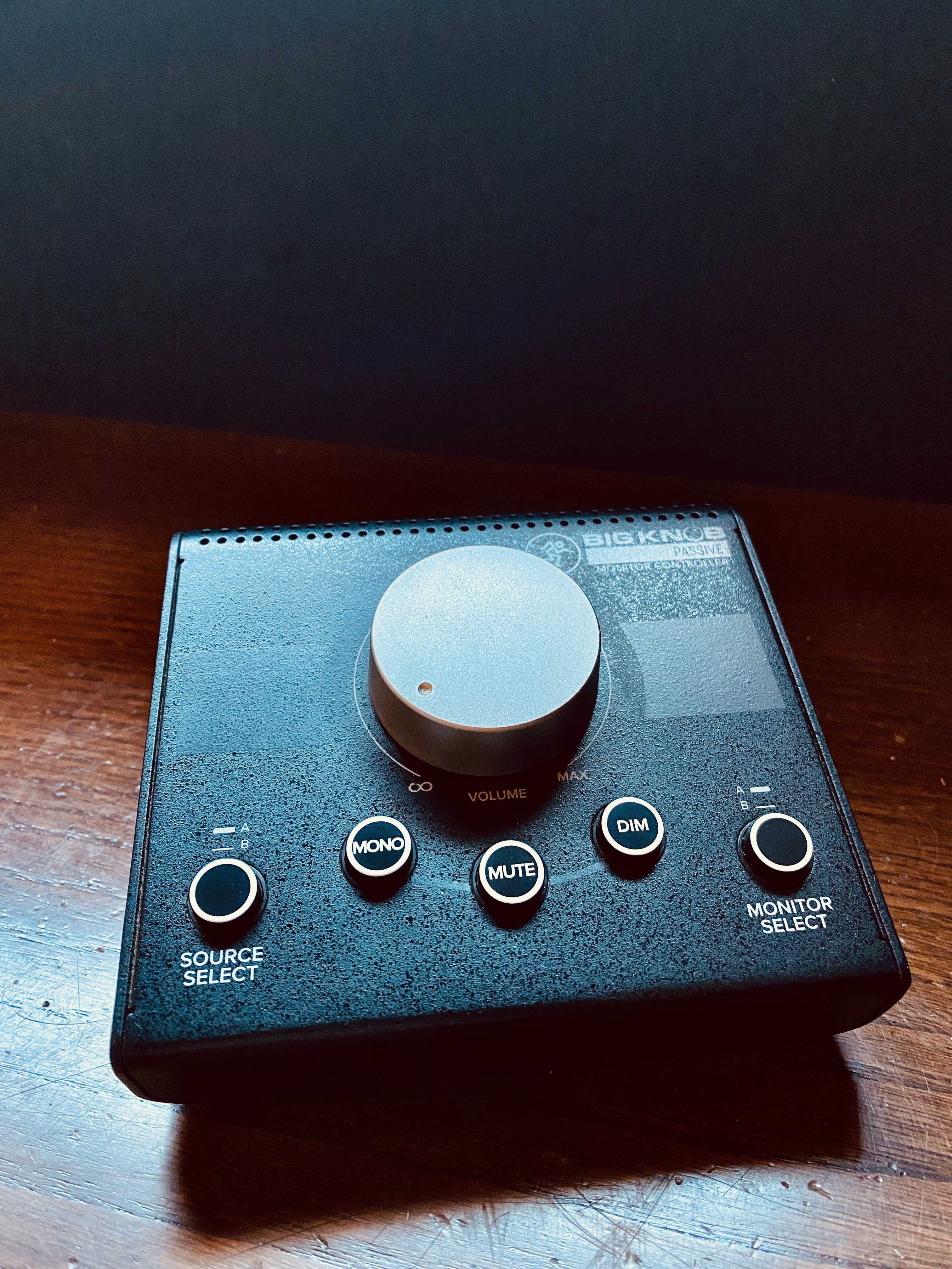 Mackie Big Knob Passive