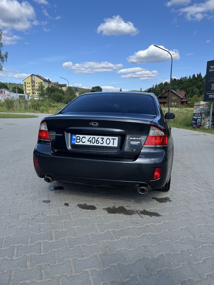 Продається автомобіль Subaru legacy