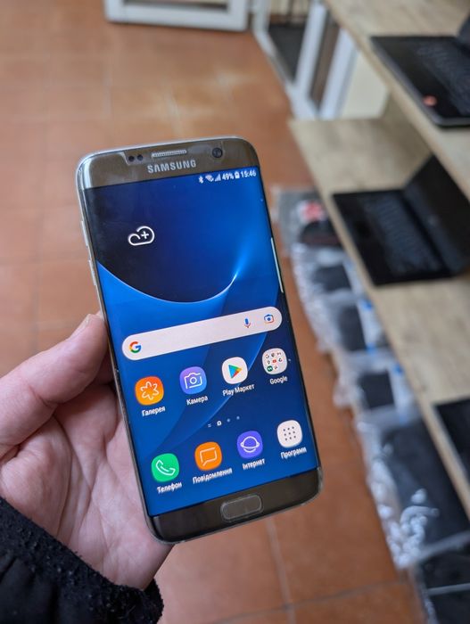 Продам Samsung S7 edge .3/32 GB.