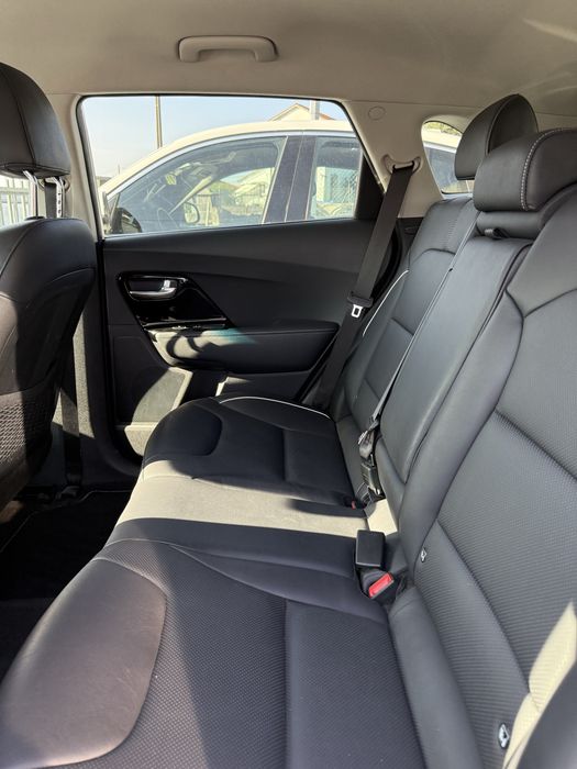 Kia Eniro Executive Line 64Kw