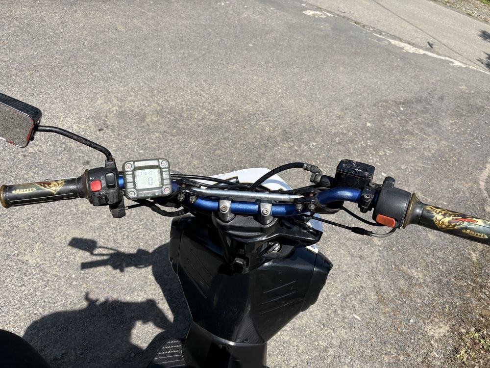 Yamaha slider mbk