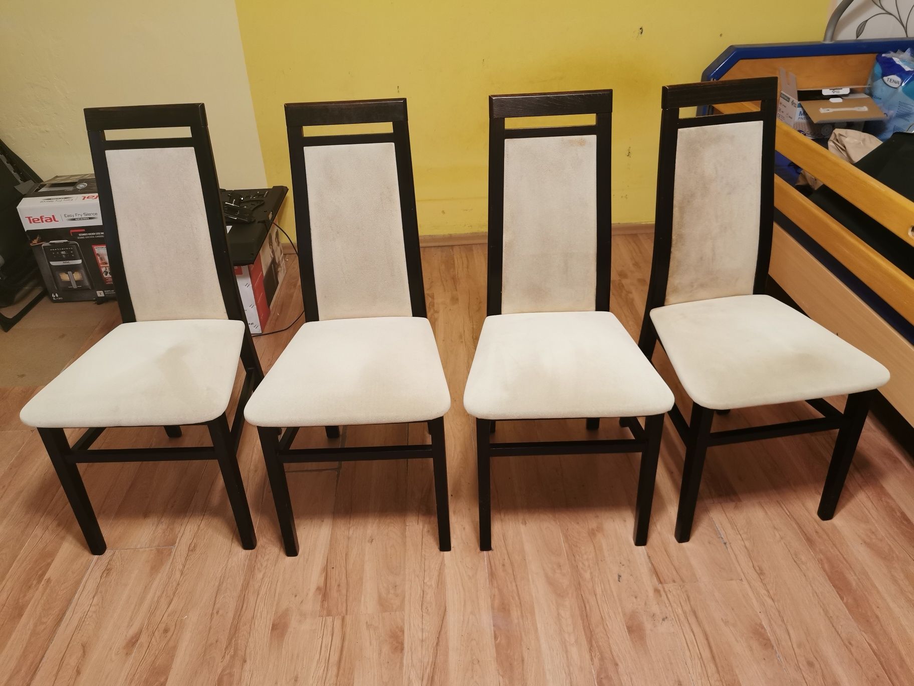 Stół 120/160 szer. 80 plus 4 krzesła