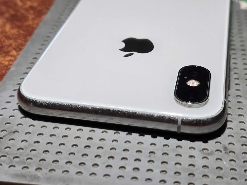 Używany - Apple iPhone XS 256GB Srebrny - GSM Baranowo