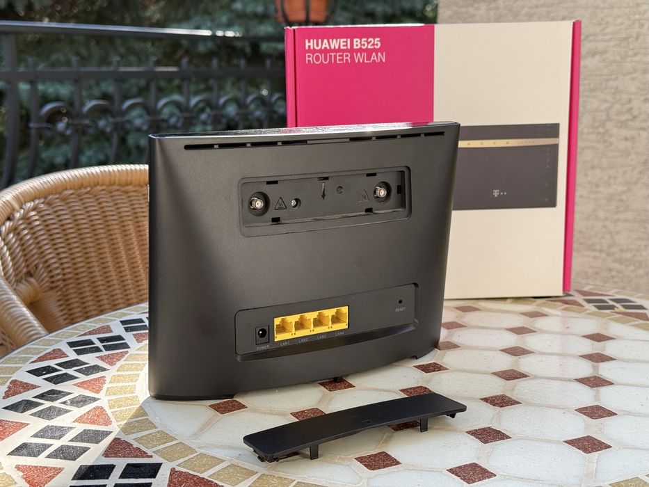 Huawei B525 SIM WiFi 750Mbps 4xLAN (LTE Cat.6 300Mbps/50Mbps)