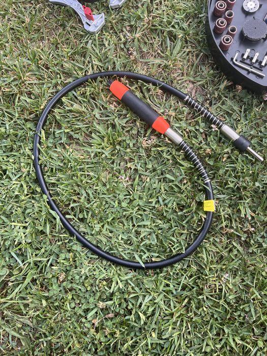 ⸻  Multiferramenta Elétrica Twist-A-Saw – Como Nova!