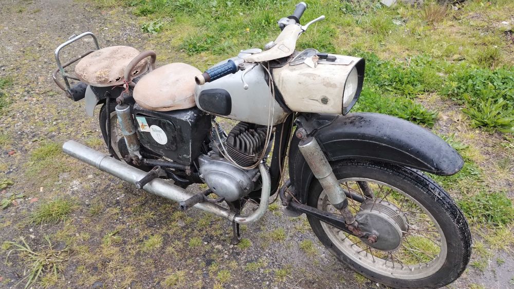 Motor Motocykl MZ ES 150 z Niemiec 1975r na chodzi ZSCHOPAU Trophy