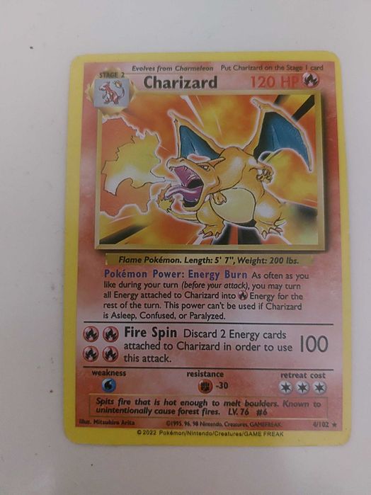 Pokemon TCG Charizard Base Set