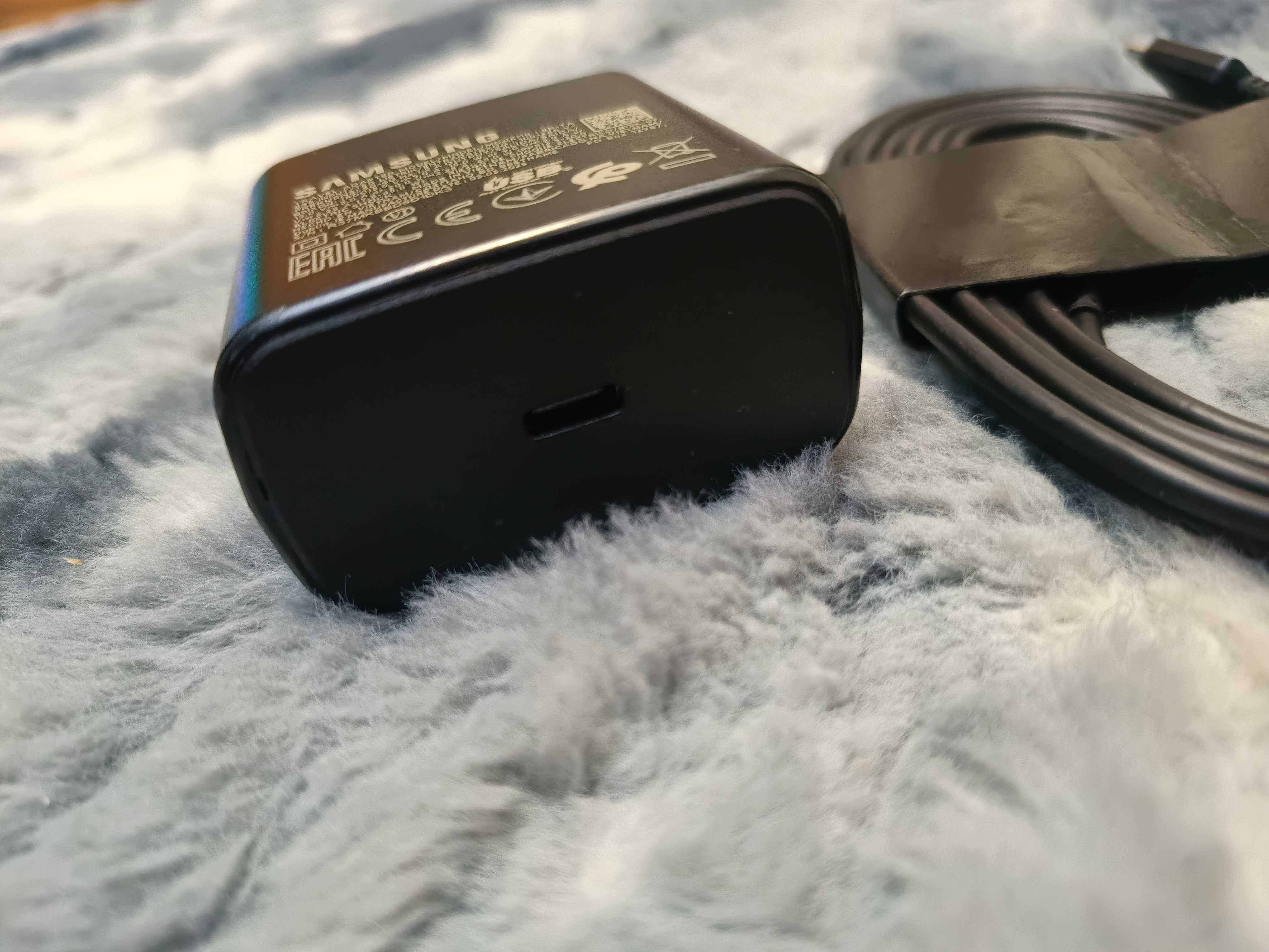 Ładowarka sieciowa Samsung Super Fast Charging 45w z kablem USB-C